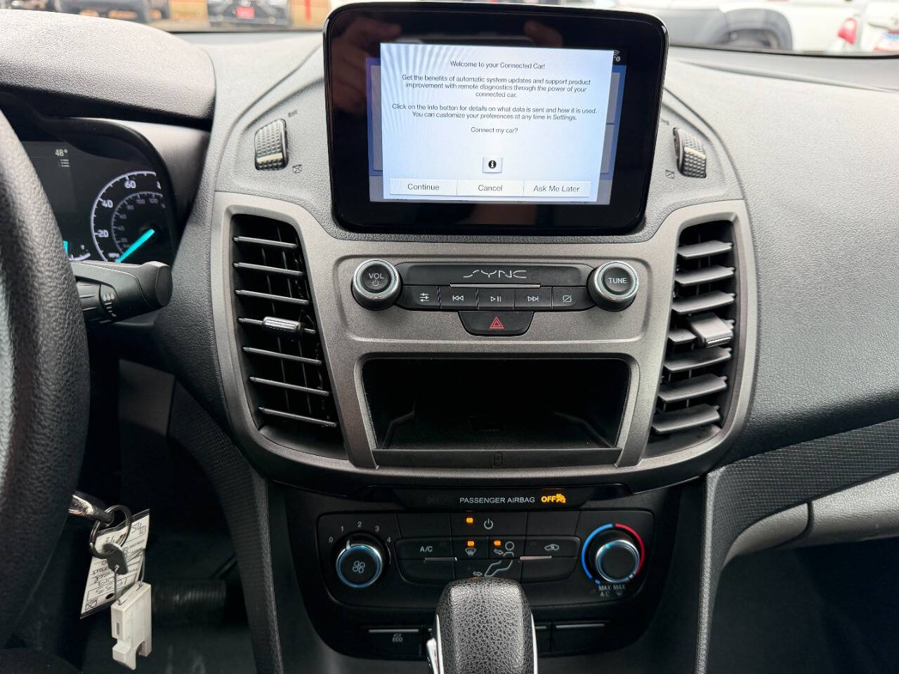 FordTransit Connect36