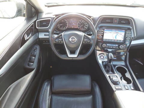 2016 Nissan Maxima