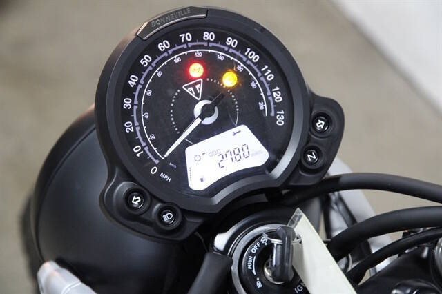 2022 Triumph Street Scr