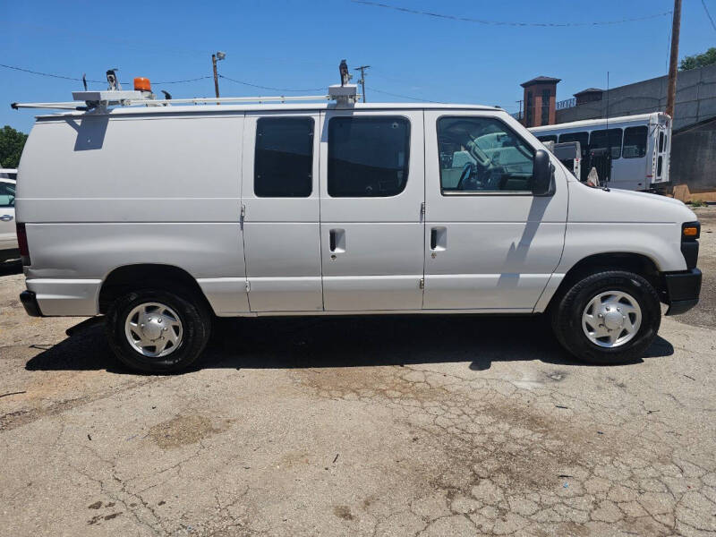 2011 Ford E-Series E-250
