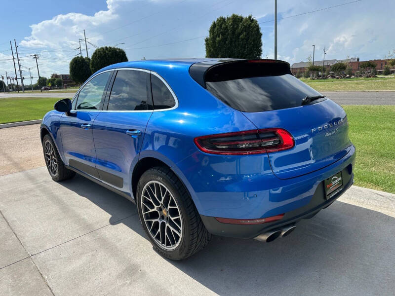 2016 Porsche Macan S