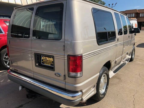 2001 Ford E-Series E-150