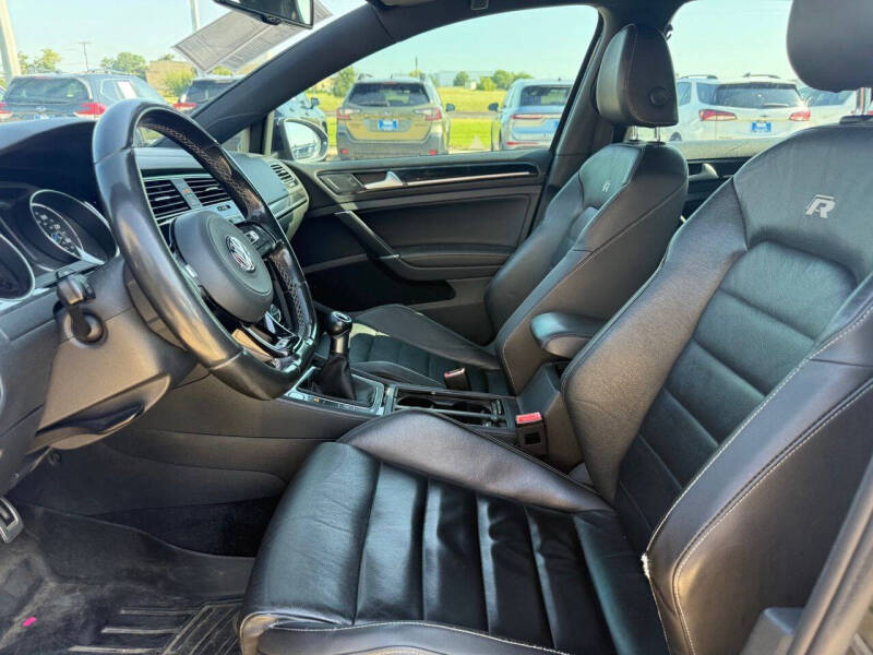 2016 Volkswagen Golf R