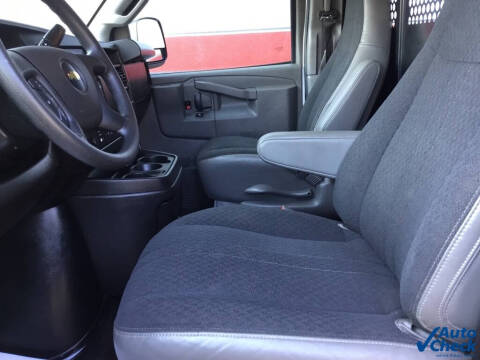 2022 Chevrolet Express 2500