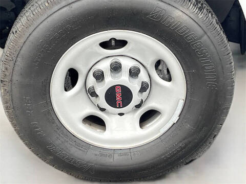 2024 GMC Savana 2500