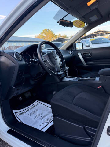 2010 Nissan Rogue S Krom