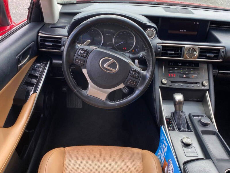 2019 Lexus IS 300