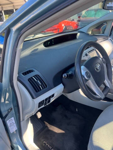 2014 Toyota Prius Two