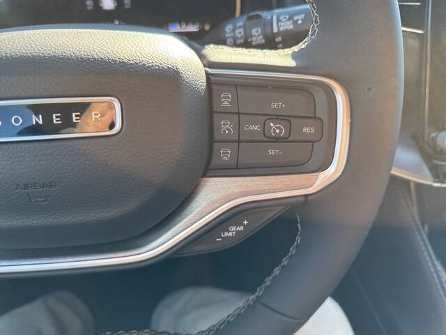 2025 Jeep Wagoneer L Series II