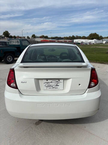 2003 Saturn Ion 3
