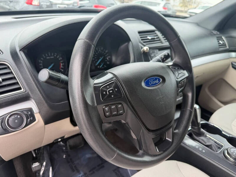 2018 Ford Explorer