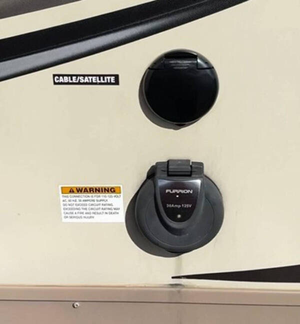 2016 Rockwood WINDJAMMER