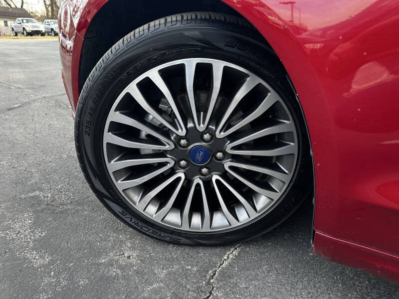 2017 Ford Fusion Hybrid SE