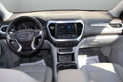2020 GMC Acadia SLT