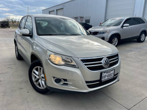 2011 Volkswagen Tiguan for sale at Hatimi Auto LLC in Buda TX