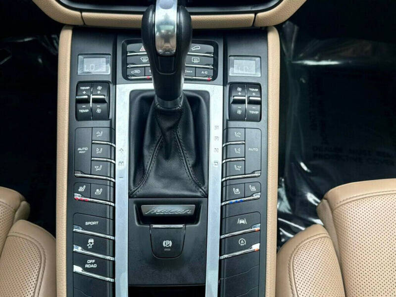 2020 Porsche Macan