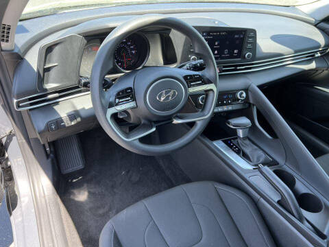 2023 Hyundai Elantra