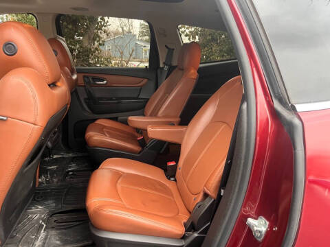 2017 Chevrolet Traverse LT