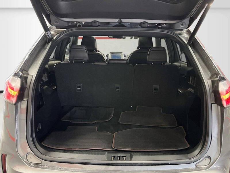 2022 Ford Edge ST-Line
