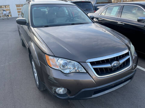 2009 Subaru Outback for sale at Best Deal Motors in Saint Charles MO
