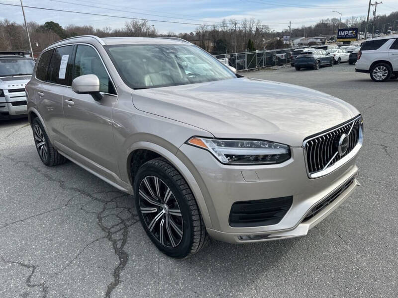 2023 Volvo XC90 B5 Core