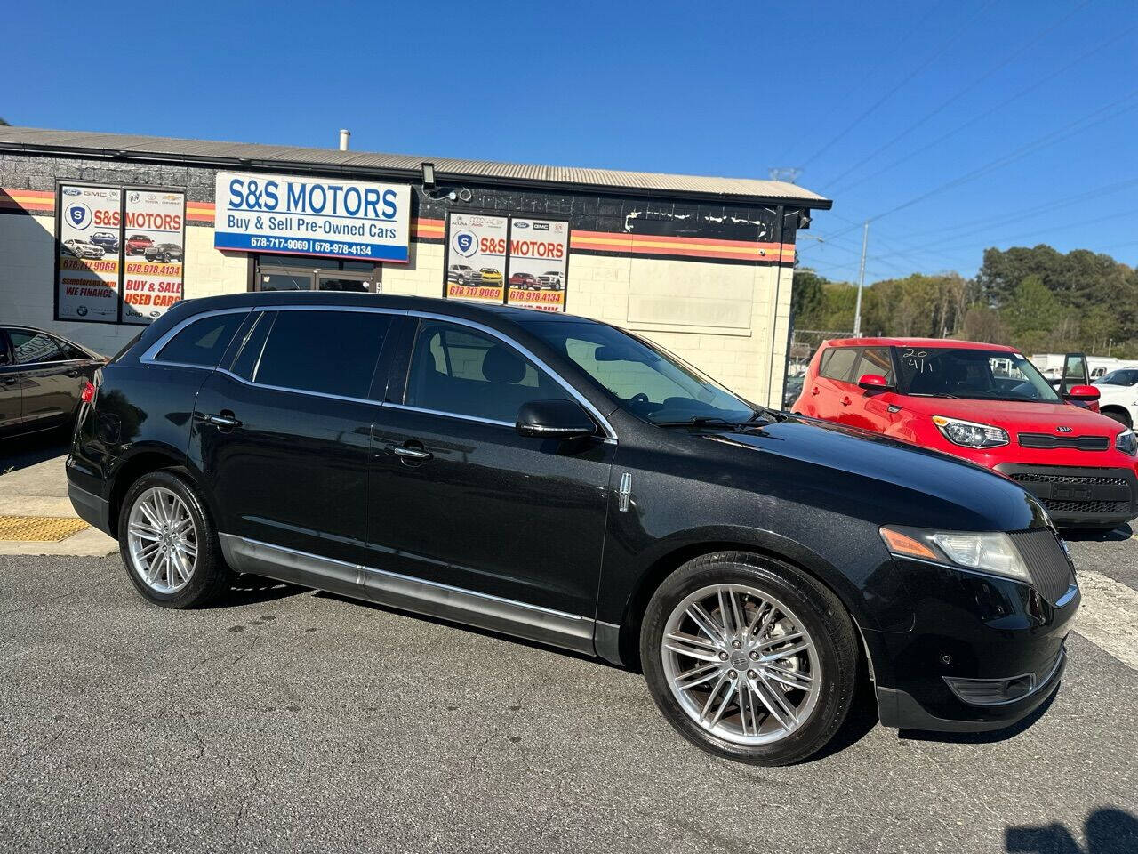 2014 Lincoln MKT for sale at S & S Motors in Marietta, GA