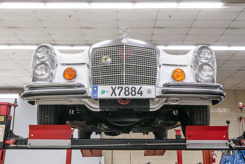 1971 Mercedes-Benz 280-Class