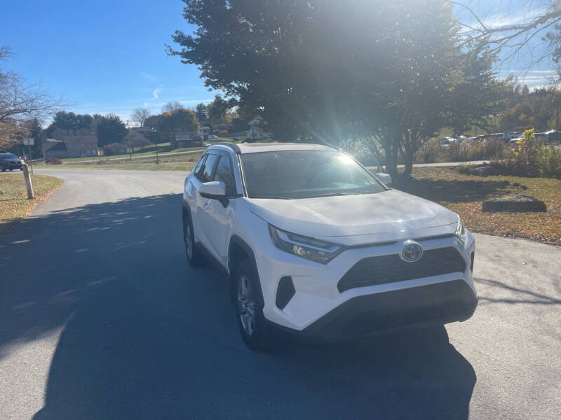 2023 Toyota RAV4 null photo 5