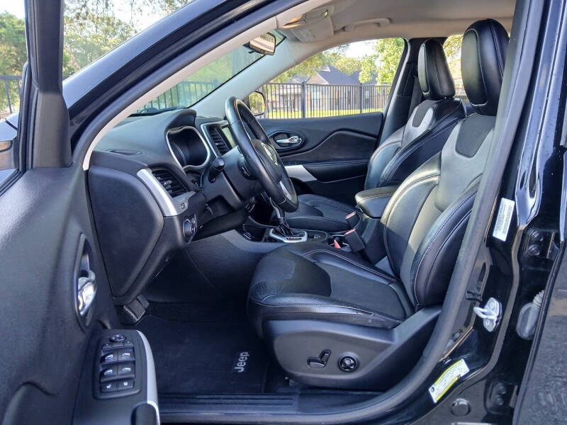 2018 Jeep Cherokee Latitude Plus