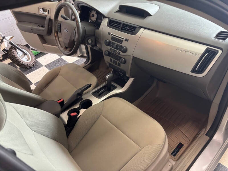 2008 Ford Focus SES