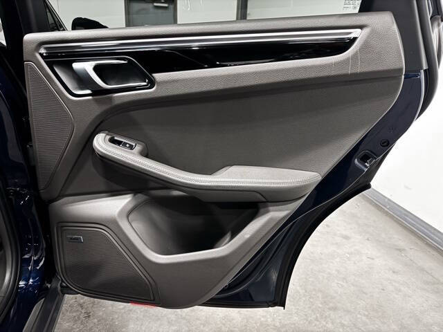 2020 Porsche Macan S