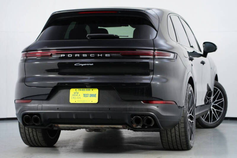 2024 Porsche Cayenne E-Hybrid