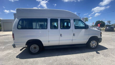 2009 Ford E-Series E-350 SD XLT
