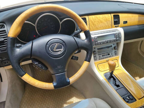 2004 Lexus SC 430