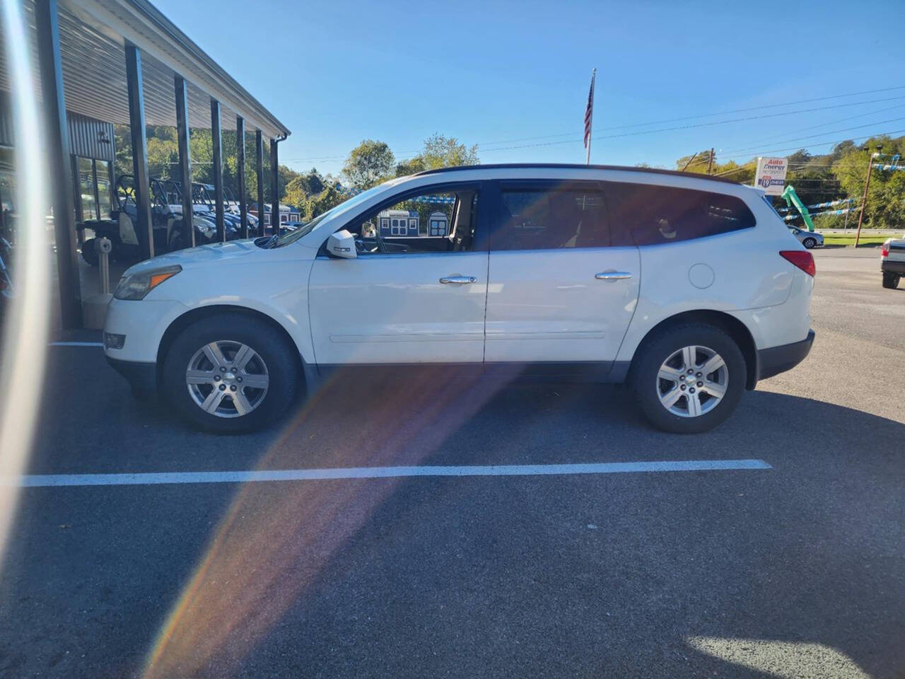 2011 Chevrolet Traverse for sale at Auto Energy in Lebanon, VA