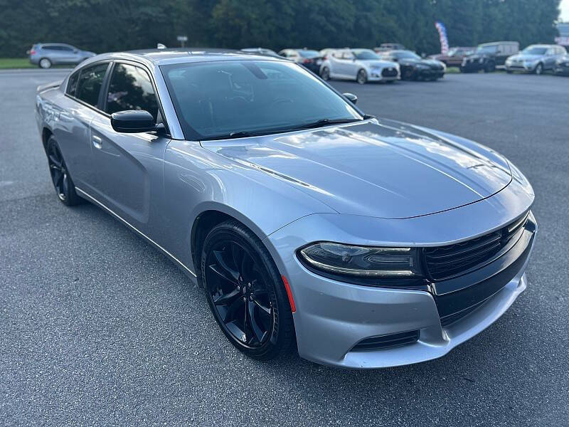 2017 Dodge Charger SXT