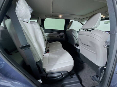 2027 Infiniti QX60 Luxe