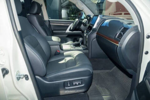 2021 Toyota Land Cruiser