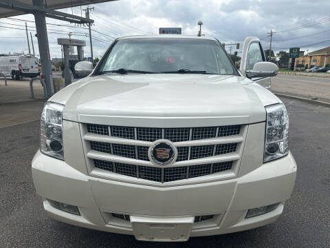 2013 Cadillac Escalade for sale at Steven's Car Sales in Seekonk MA