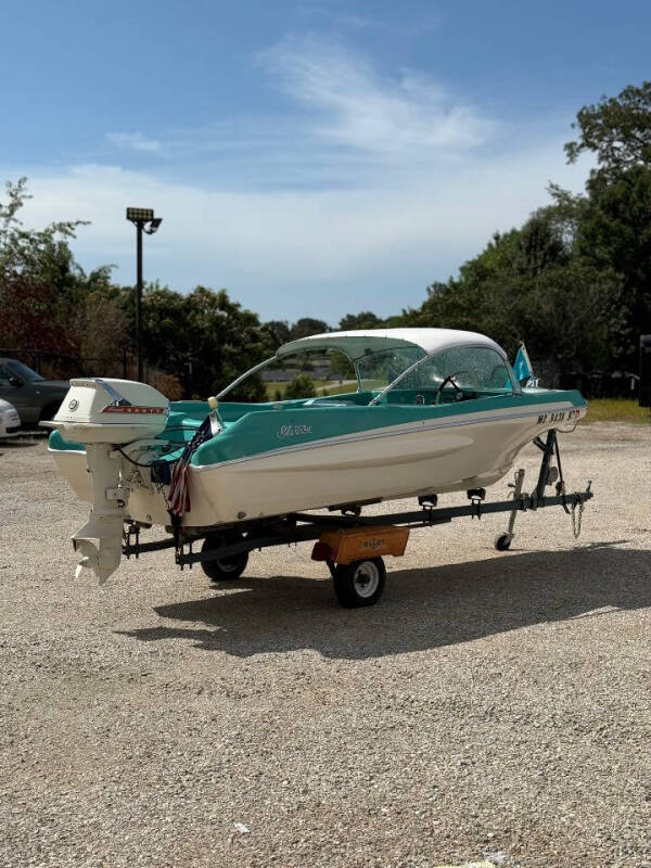 1961 Glastron Classic