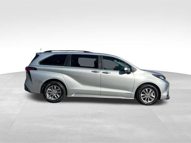 2021 Toyota Sienna