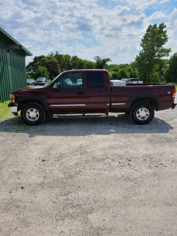 2002 GMC Sierra 1500 for sale at WESTSIDE GARAGE LLC in Keokuk IA