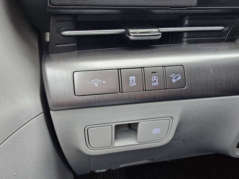 2024 Hyundai Kona SE