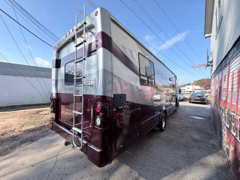 2006 Ford E-Series E-450 SD
