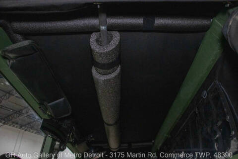 2001 AM General Hummer