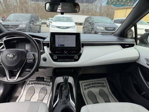 2023 Toyota Corolla Hatchback SE