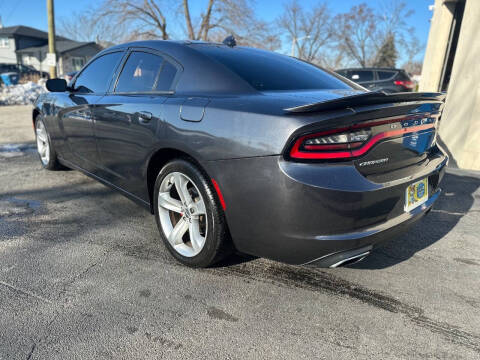 2017 Dodge Charger R/T