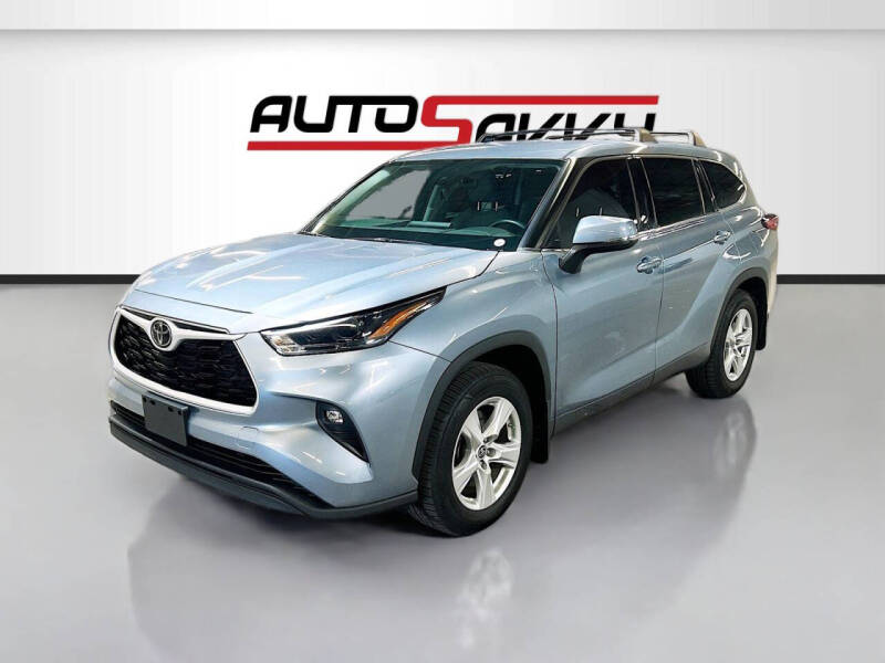 2022 Toyota Highlander LE