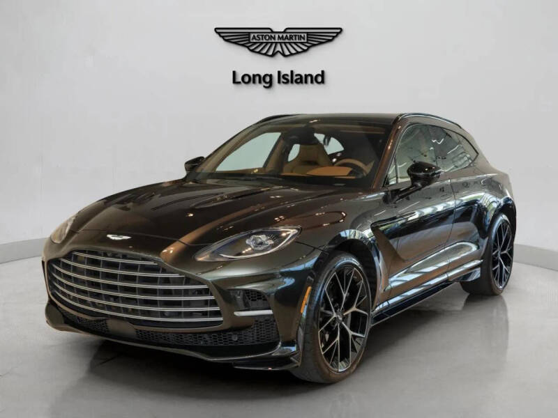 2024 Aston Martin DBX