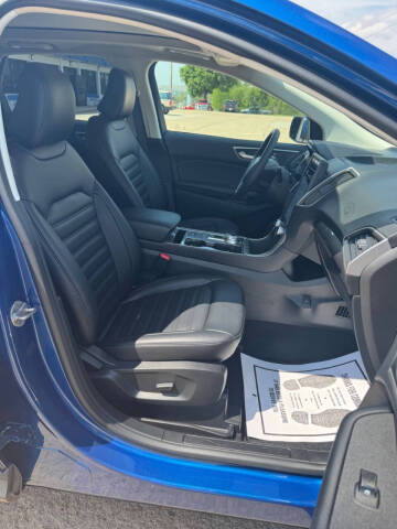 2023 Ford Edge